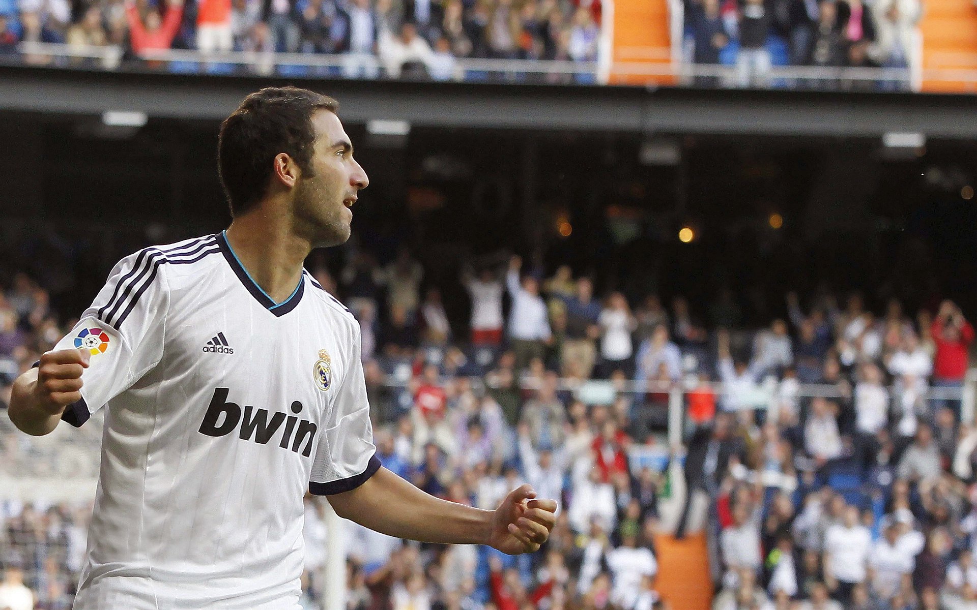 摩洛哥队在巴黎奥运会男足比赛中以2-1战胜阿根廷，摩洛哥足球纯粹